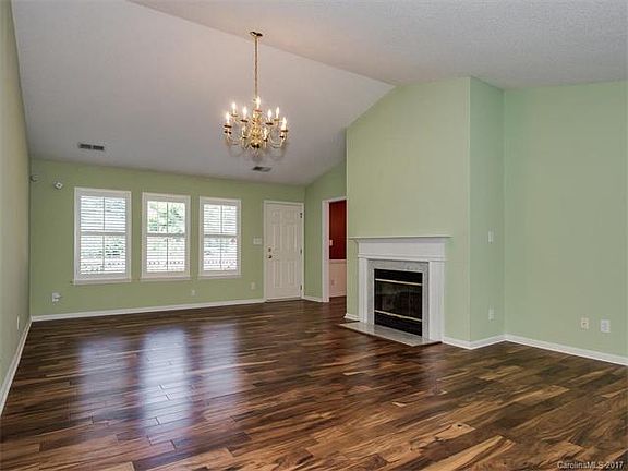 4th image of 8936 Cypress Forest Dr
