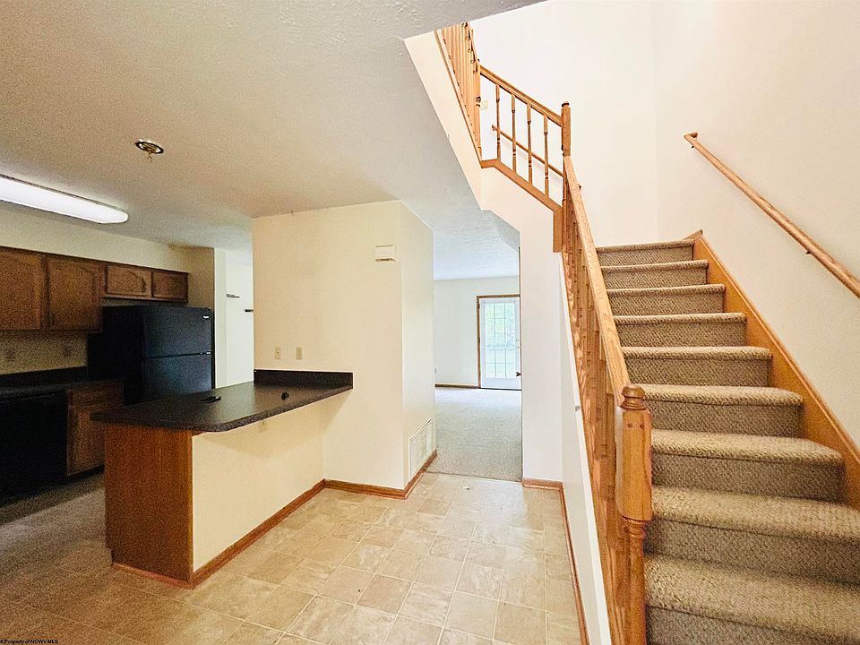 1003 Fair Oaks Dr, Fairmont, WV 26554 Zillow
