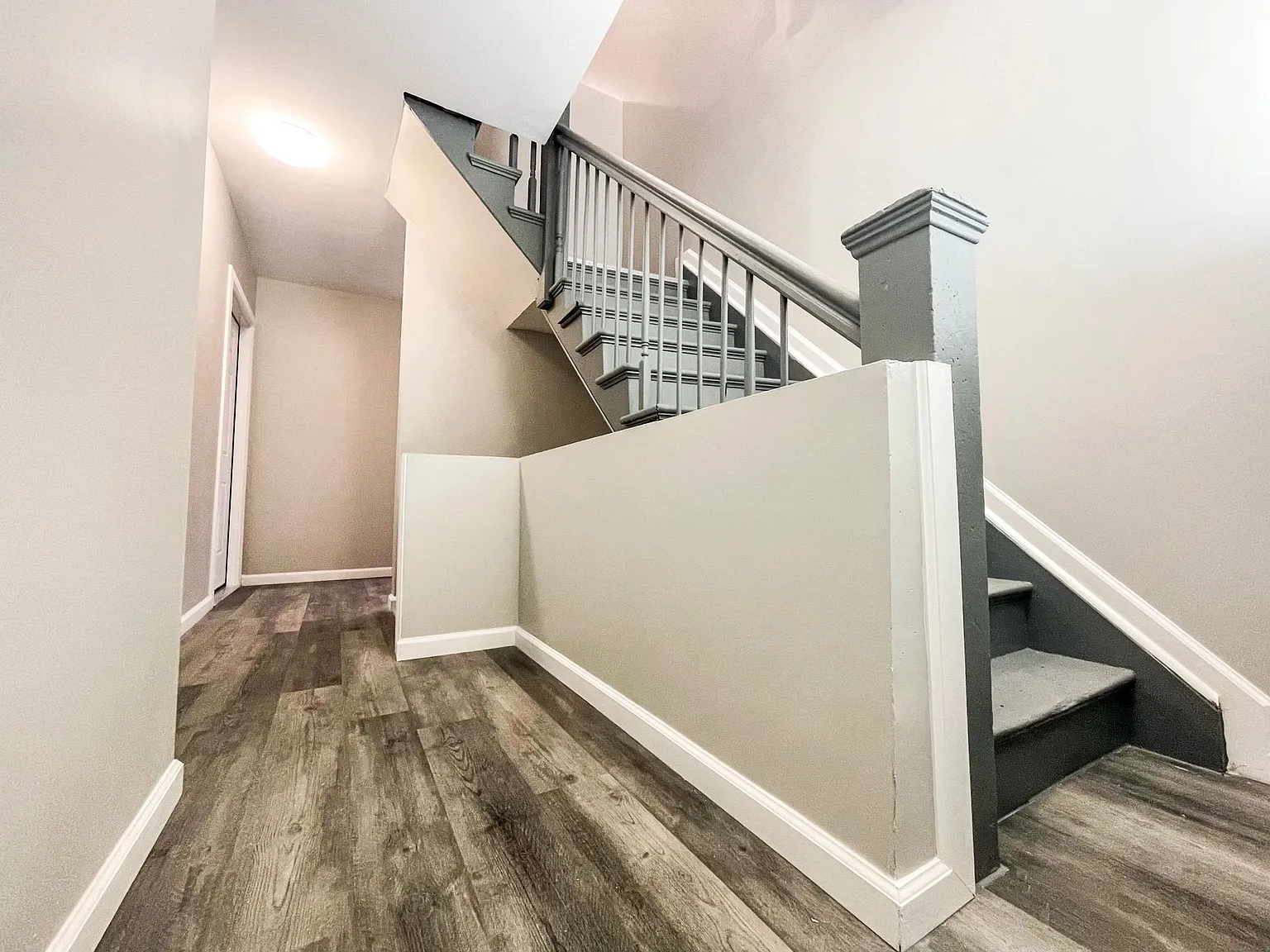 102 Albion St — Photo 1