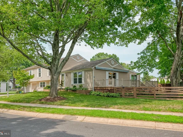 59 Neptune Dr, Joppa, MD 21085