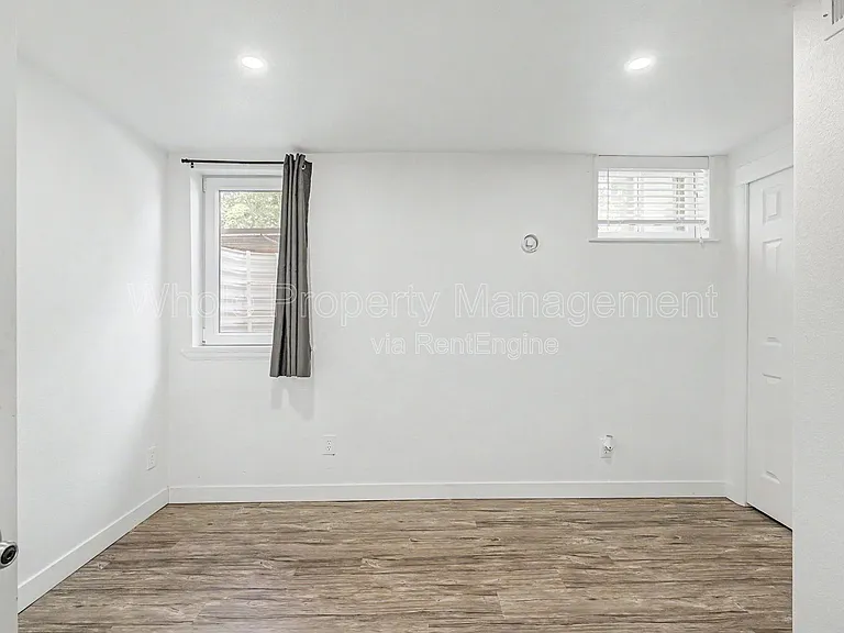 4205 S Lincoln St — Photo 18