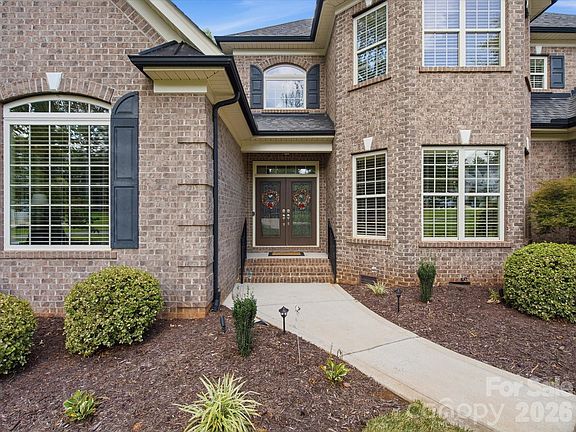 5th image of 1023 Madras Ct