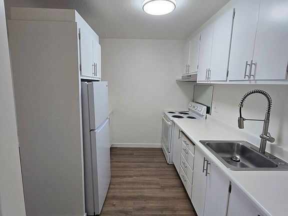 4th image of 420-430 Golden Gate Ave #204