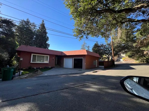 2983 Burdeck Dr #A, Oakland, CA 94602