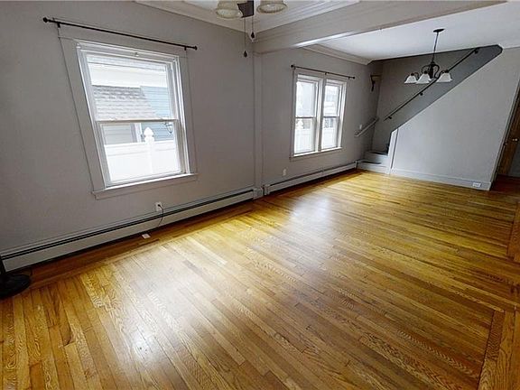 2nd image of 313 Auburn St