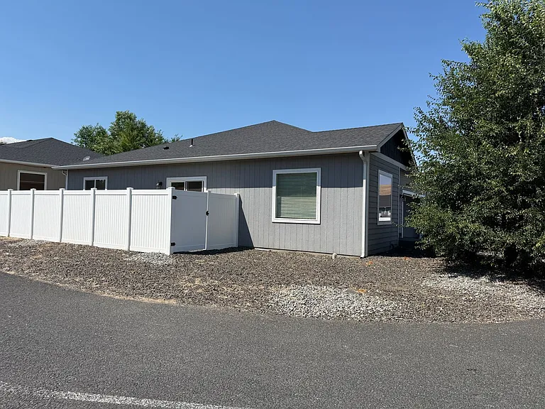 712 N 30th Ave — Photo 11