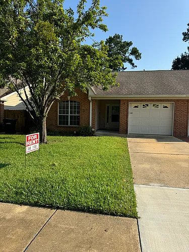 1328 Mosswood Chase Photo 1