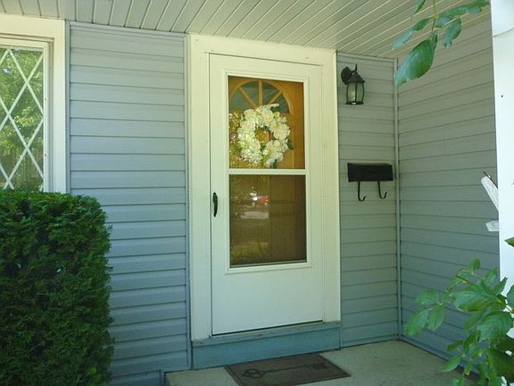 3rd image of 2381 Cedar St