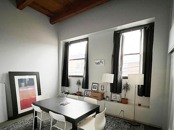 4th image of 1113 W Armitage Ave #2R