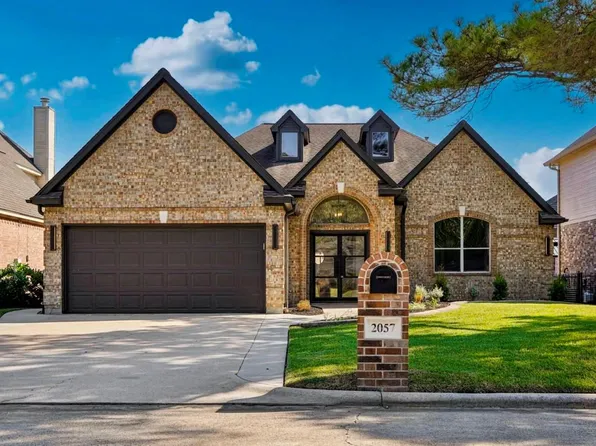 2057 S Shore Blvd, Montgomery, TX 77356