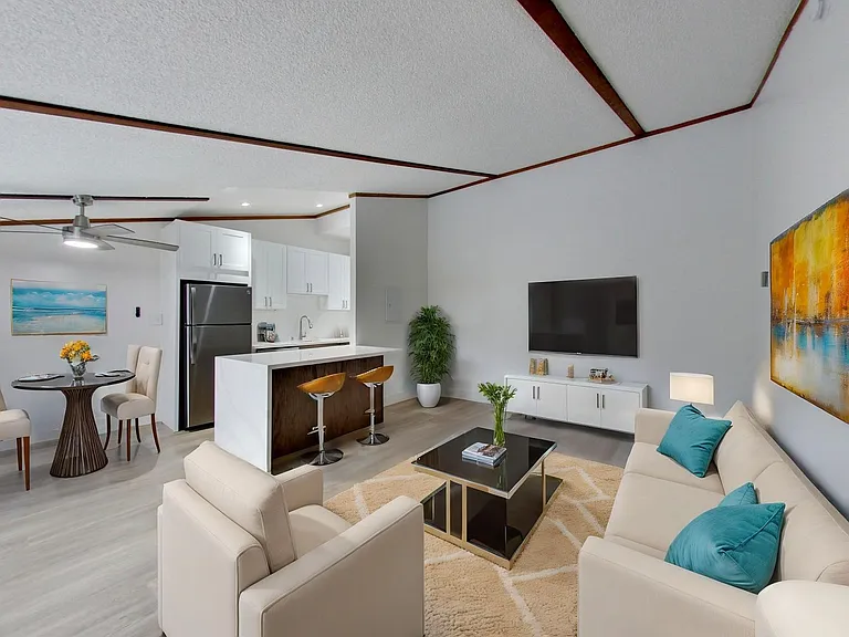 Riverwood Apartments — Photo 46