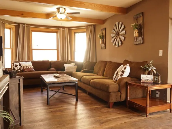 112 Grove St, Ridgeway, WI 53582