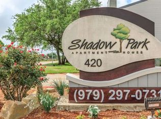 Shadow Park Apartments, Lake Jackson, TX 77566