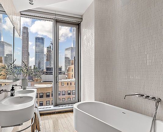 5th image of 56 Leonard St APT 21BE