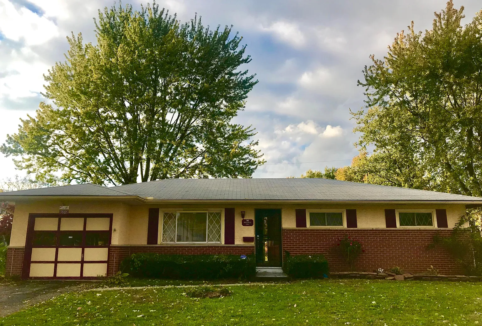 5805 Satinwood Dr photo 1