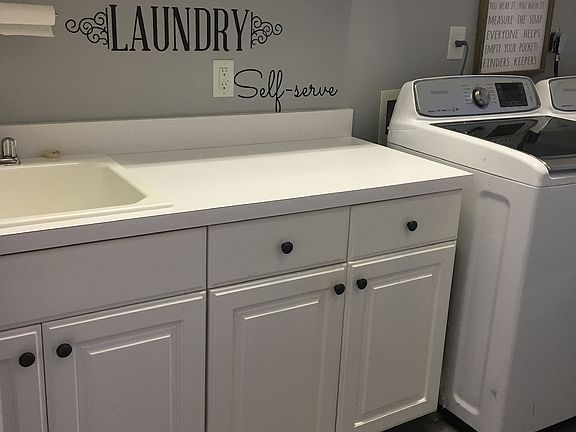1 st floor laundry 