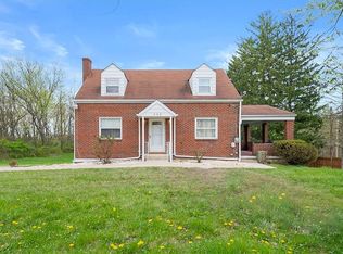 602 Meadowbrook Rd, Trafford, PA 15085