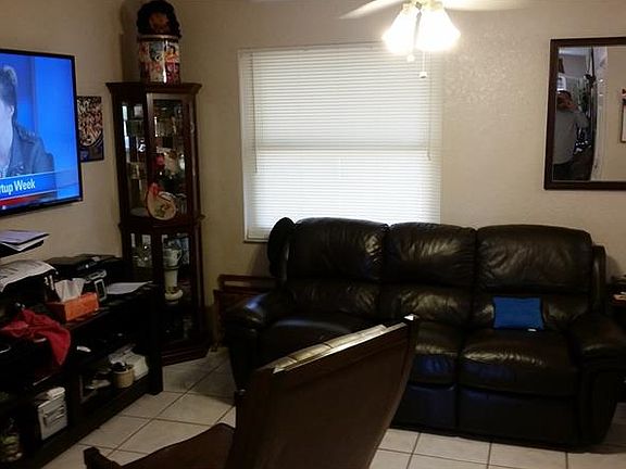 4th image of 420 S Tangerine Ct