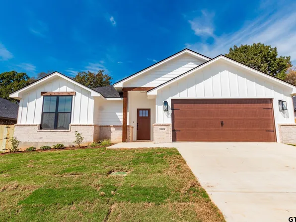 16518 Crossing Cir, Lindale, TX 75771