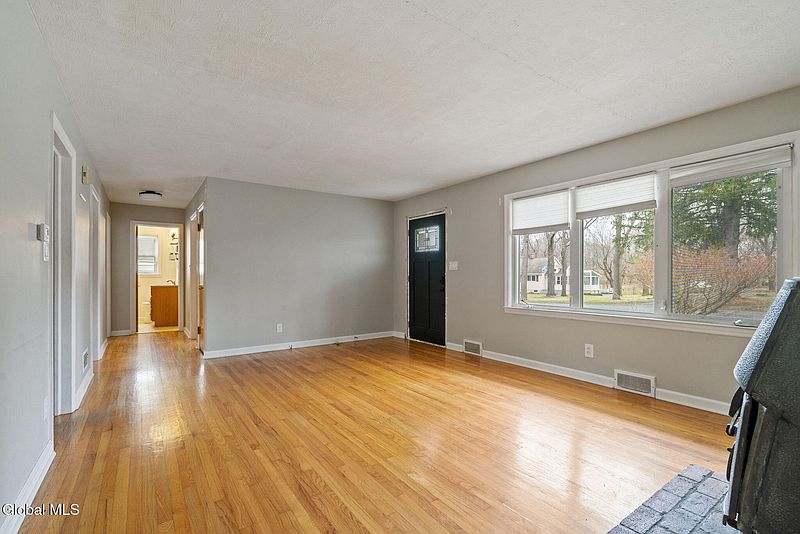 5th image of 303 New Salem South Road