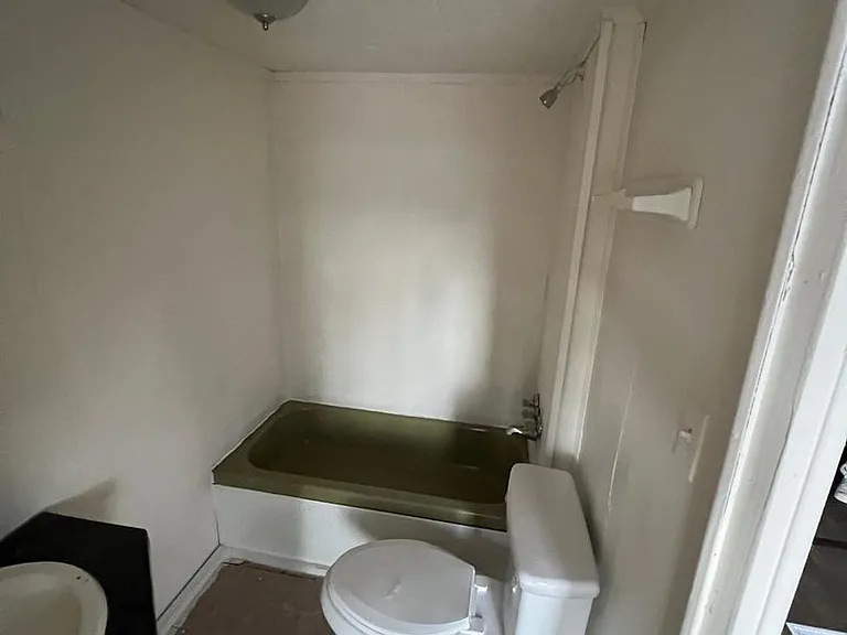 111 Cedar Lake Dr — Photo 38