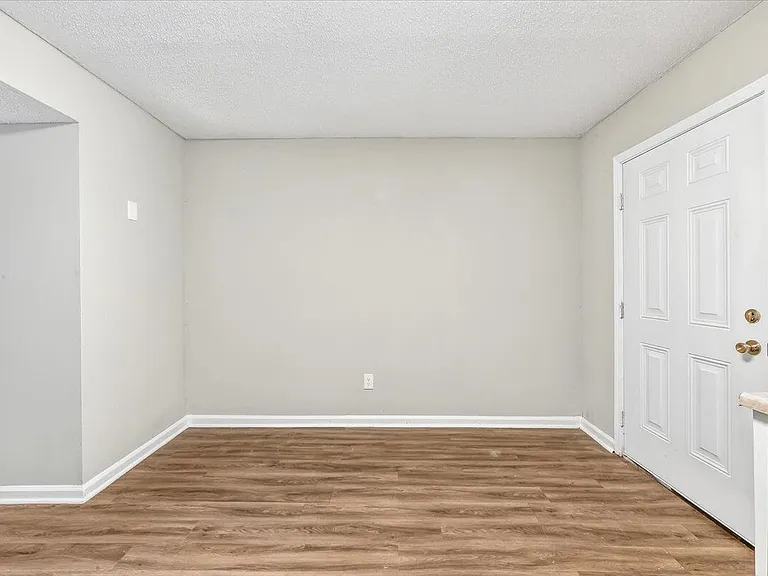Tristan Townhomes — Photo 21