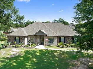 40231 Azalea Dr, Ponchatoula, LA 70454