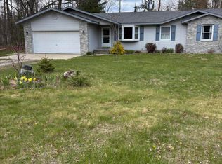 8697 Artesia Beach Rd, Saint Helen, MI 48656