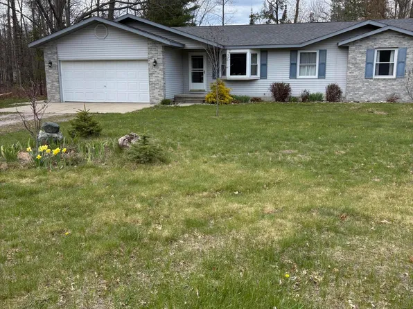 8697 Artesia Beach Rd, Saint Helen, MI 48656
