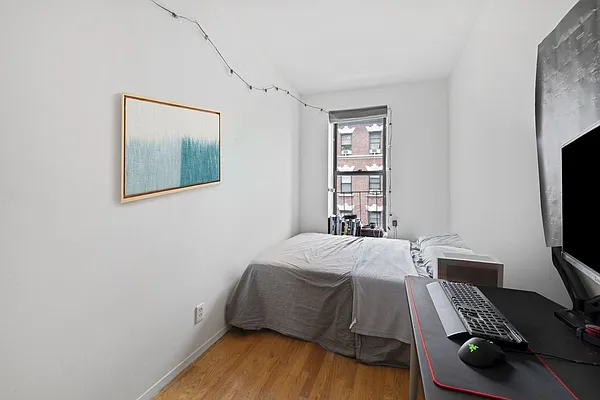 Rented by Compass | media 19