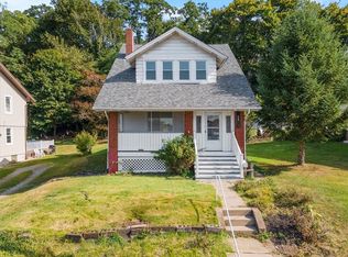 23 Chartiers Pl, Pittsburgh, PA