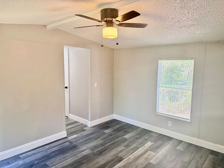 7213 N. Harney Road — Photo 18