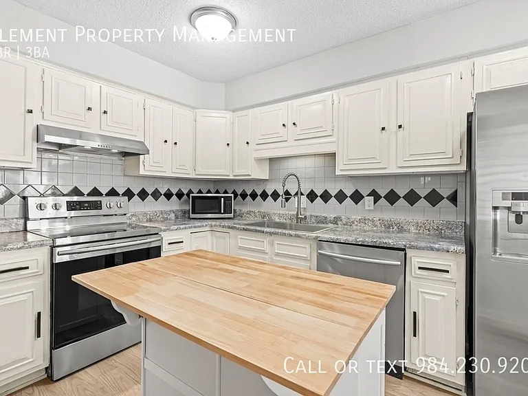 7163 Sandy Creek Dr — Photo 5