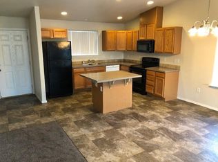 765 W Standard Ave, Hermiston, OR 97838