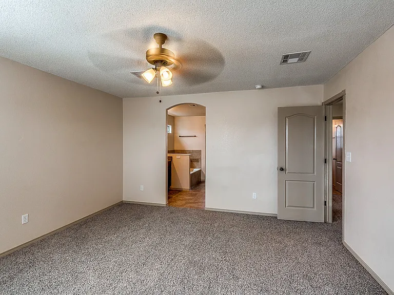 7101 Falling Leaf Cir — Photo 17