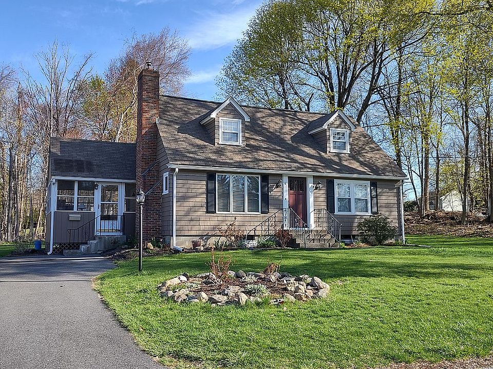 2nd image of 9 Yale Ave