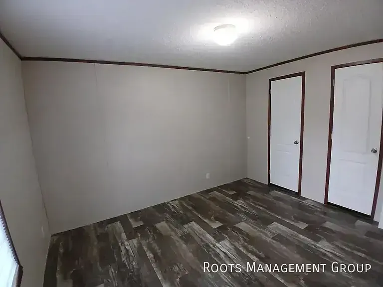 410 Carriage Lane Est #410 — Photo 4