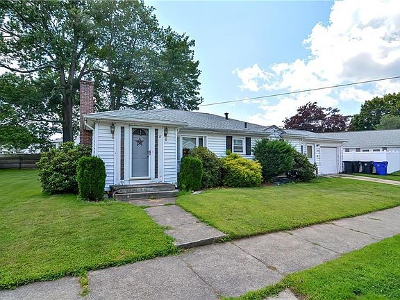 2nd image of 17 Gainer Ave