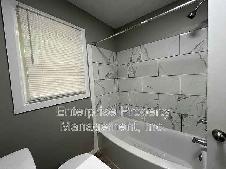 1888 Burnham Ave — Photo 13