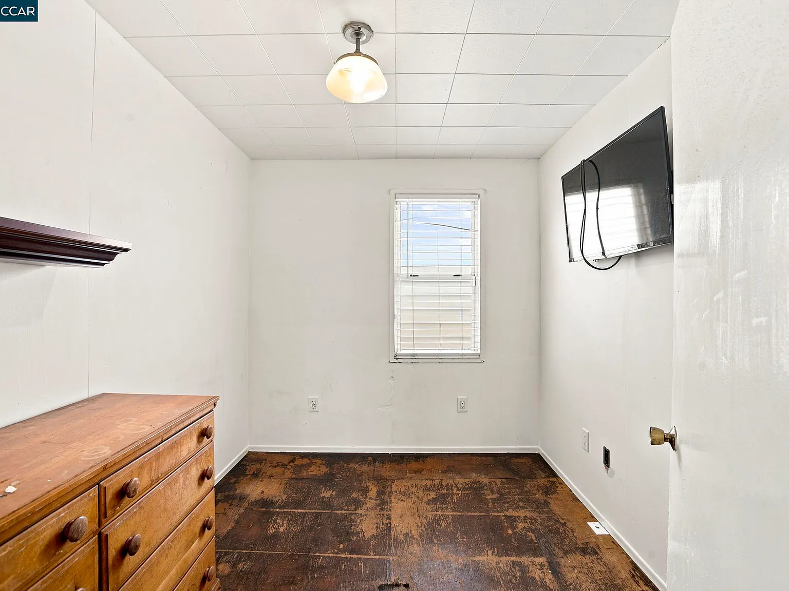 913 France Ave - Photo 10