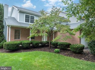 1460 Blue Course Dr APT 25, State College, PA 16801
