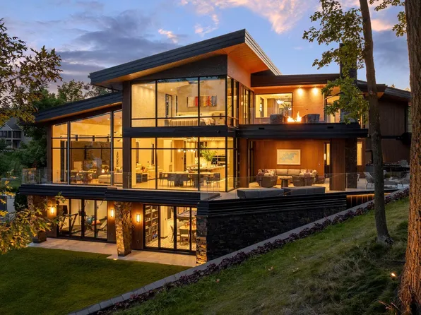 5964 Hermitage Trl, Mound, MN 55364
