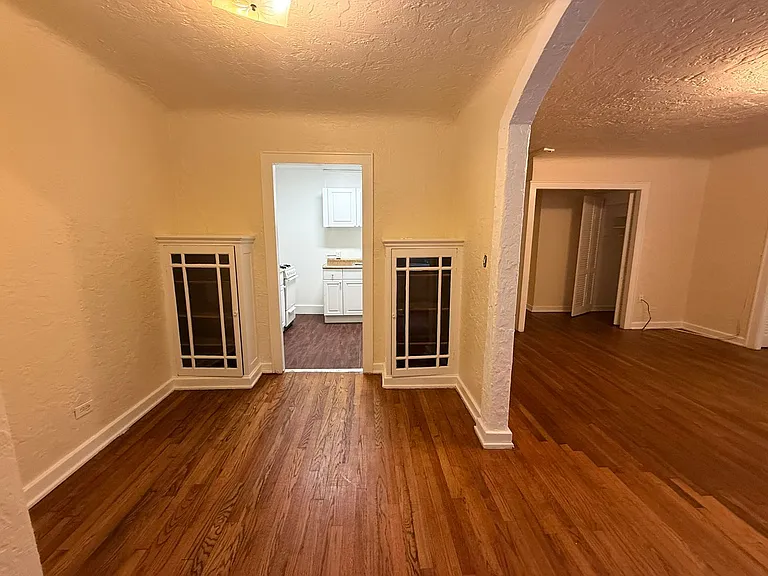 King Edward Annex Apartments — Photo 56