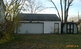 2nd image of 119 E Sycamore St