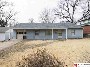 530 S 69th St, Omaha, NE 68106