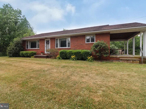 1355 Swamp Bridge Rd, Stevens, PA 17578
