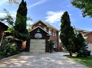 126 Sandown Ave, Toronto, ON M1N 3W7