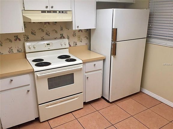 2nd image of 7834 Niagara Ave #304