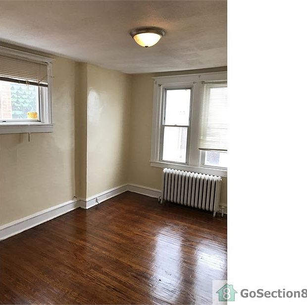 2nd image of 5456 Morse St