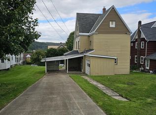 521 1st Ave, Johnsonburg, PA 15845